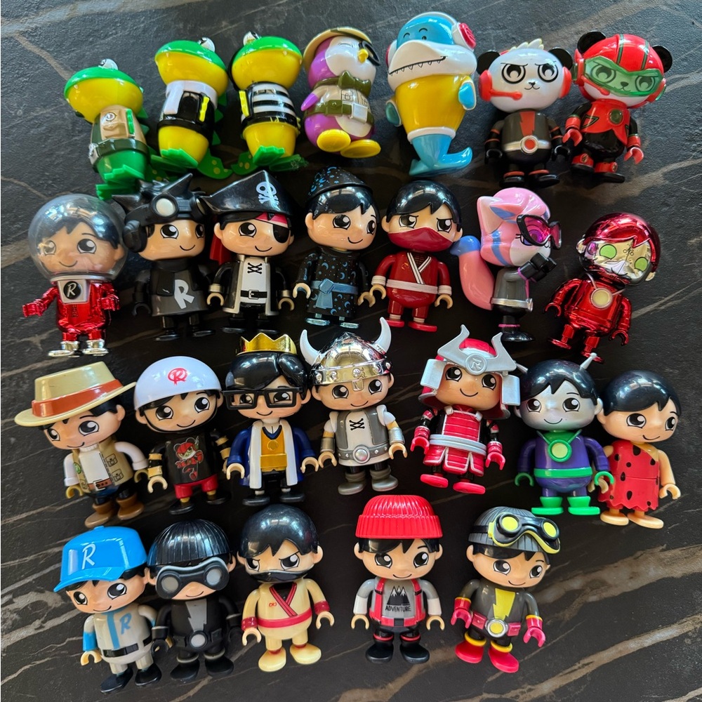 Ryan’s World Figures bundle
